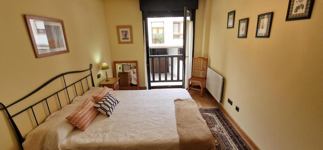 Raitan 2 - Apartamento Con Piscina Compartida Para 4 Pax - Vut-4301-As Colunga Eksteriør bilde